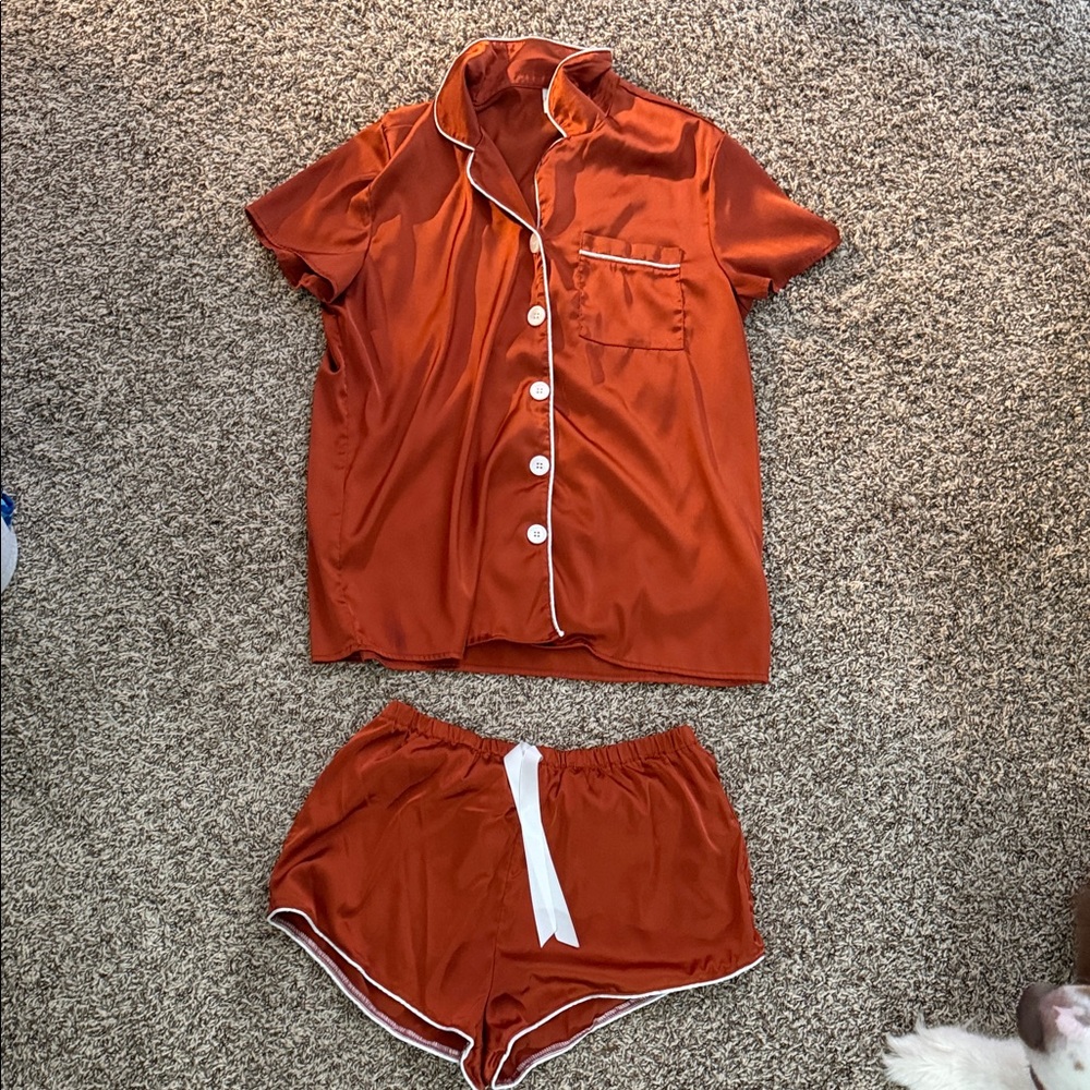 Women's Satin Sleepwear Set in Rust